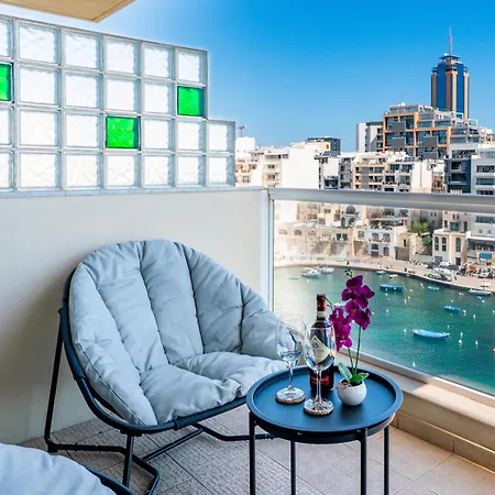 Scenic View 2br Flat In St Julian's Bay By Arco Collection Appartement