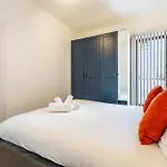Scenic View 2br Flat In St Julian's Bay By Arco Collection 아파트 *