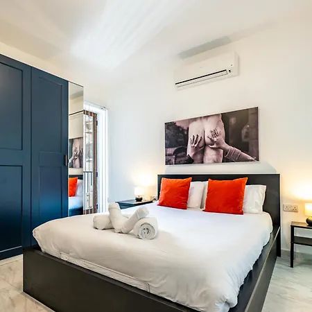 Scenic View 2br Flat In St Julian's Bay By Arcobnb *